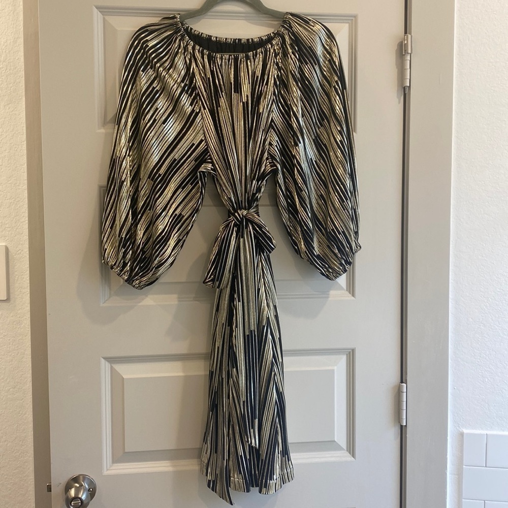 Bliss Dress - Metallic back gold